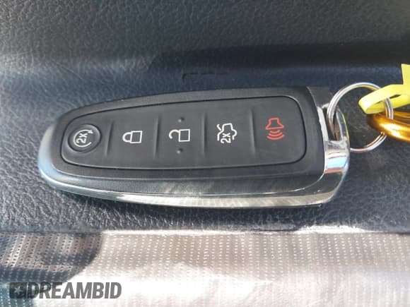 ✅ 2019 Lincoln MKT • VIN: 2LMHJ5NK2KBL03273 • Лот: 42071546. Опубликован ранее на IAAI с пробегом 255 186 миль. Бесплатный доступ к архиву аукционных продаж из США и подробный отчёт об истории автомобиля на DreamBid. Изображение 11.