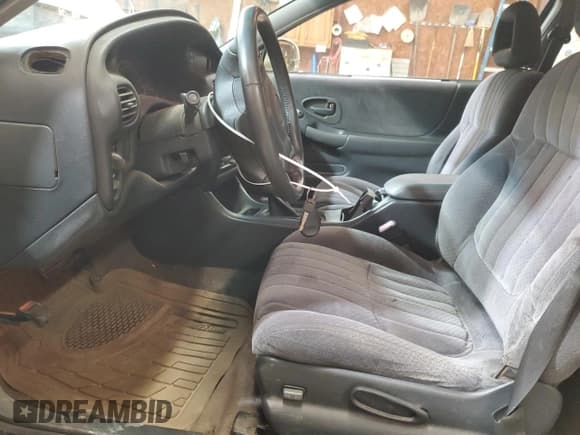 ✅ 2002 Pontiac Grand Prix GT • VIN: 1G2WP12K52F262028 • Лот: 70868895. Опубликован ранее на Copart с пробегом 323 648 миль. Бесплатный доступ к архиву аукционных продаж из США и подробный отчёт об истории автомобиля на DreamBid. Изображение 7.