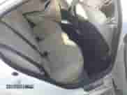 2014 Hyundai Elantra SE z VIN 5NPDH4AE2EH480449, wystawiony jako IAAI lot #43419673 z przebiegiem 108 709 mil mil oraz . Historia ofert i sprzedaży dostępna na DreamBid. Obrazek 8.