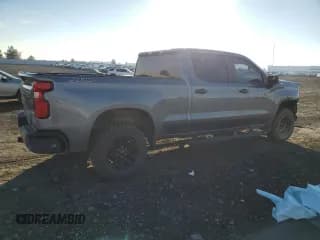 ✅ 2021 Chevrolet Silverado 1500 Custom Trail Boss • VIN: 1GCPYCEF3MZ245625 • Lot: 79686794. Wystawiony na Copart z przebiegiem 51 390 mil. Bezpłatny archiwum sprzedaży aukcyjnych z USA i szczegółowy raport historii pojazdu na DreamBid. Zdjęcie 3.