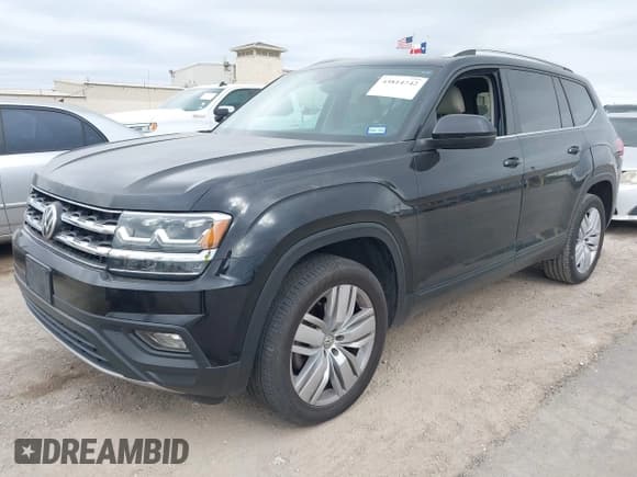 ✅ 2019 Volkswagen Atlas SE • VIN: 1V2WR2CA5KC578241 • Лот: 43814742. Опубликован ранее на IAAI с пробегом 190 832 миль. Бесплатный доступ к архиву аукционных продаж из США и подробный отчёт об истории автомобиля на DreamBid. Изображение 2.