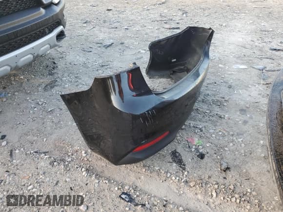 ✅ 2018 Kia Forte LX • VIN: 3KPFL4A70JE263067 • Лот: 87197975. Опубликован ранее на Copart с пробегом 69 418 миль. Бесплатный доступ к архиву аукционных продаж из США и подробный отчёт об истории автомобиля на DreamBid. Изображение 12.