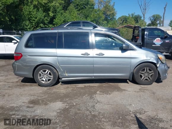 ✅ 2006 Honda Odyssey EX • VIN: 5FNRL38406B037471 • Lot: 43321528. Listed on IAAI with 202,980 mi. Free auction sales archive from the USA and detailed vehicle history report at DreamBid. Image 13.