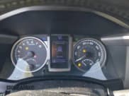 ✅ 2018 Toyota Tacoma TRD Sport • VIN: 3TMCZ5ANXJM135690 • Lot: 43347920. Listed on IAAI with 137,889 mi. Free auction sales archive from the USA and detailed vehicle history report at DreamBid. Image 7.