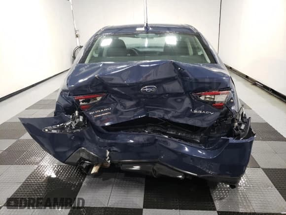 ✅ 2024 Subaru Legacy • VIN: 4S3BWAB63R3015022 • Lot: 70576154. Wystawiony na Copart z przebiegiem 20 471 mil. Bezpłatny archiwum sprzedaży aukcyjnych z USA i szczegółowy raport historii pojazdu na DreamBid. Zdjęcie 6.