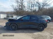 ✅ 2022 Chevrolet Blazer LT • VIN: 3GNKBJRS4NS236932 • Lot: 41521421. Wystawiony na IAAI z przebiegiem 40 225 mil. Bezpłatny archiwum sprzedaży aukcyjnych z USA i szczegółowy raport historii pojazdu na DreamBid. Zdjęcie 14.