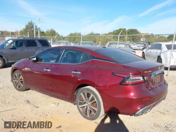 ✅ 2019 Nissan Maxima SL • VIN: 1N4AA6AV3KC367528 • Lot: 43535880. Listed on IAAI with 118,744 mi. Free auction sales archive from the USA and detailed vehicle history report at DreamBid. Image 3.