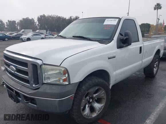 ✅ 2007 Ford F-250 XL • VIN: 1FTNF20507EB44298 • Лот: 41240766. Опубликован ранее на IAAI с пробегом 83 190 миль. Бесплатный доступ к архиву аукционных продаж из США и подробный отчёт об истории автомобиля на DreamBid. Изображение 2.