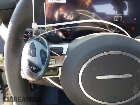 ✅ 2025 Hyundai Santa Cruz SEL • VIN: 5NTJB4DE1SH142618 • Лот: 43308976. Опубликован ранее на IAAI с пробегом 13 648 миль. Бесплатный доступ к архиву аукционных продаж из США и подробный отчёт об истории автомобиля на DreamBid. Изображение 11.