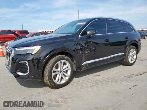 ✅ 2025 Audi Q7 Premium • VIN: WA1ACBF79SD004081 • Лот: 50793255. Опубликован ранее на Copart с пробегом 10 336 миль. Бесплатный доступ к архиву аукционных продаж из США и подробный отчёт об истории автомобиля на DreamBid. Изображение 1.