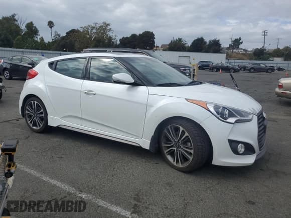 ✅ 2016 Hyundai Veloster Turbo Rally Edition • VIN: KMHTC6AE5GU300181 • Лот: 86185295. Опубликован ранее на Copart с пробегом 150 440 миль. Бесплатный доступ к архиву аукционных продаж из США и подробный отчёт об истории автомобиля на DreamBid. Изображение 4.