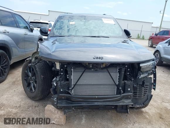 ✅ 2024 Jeep Grand Cherokee Laredo • VIN: 1C4RJHAG9RC156516 • Lot: 42696155. Listed on IAAI with 7,692 mi. Free auction sales archive from the USA and detailed vehicle history report at DreamBid. Image 13.