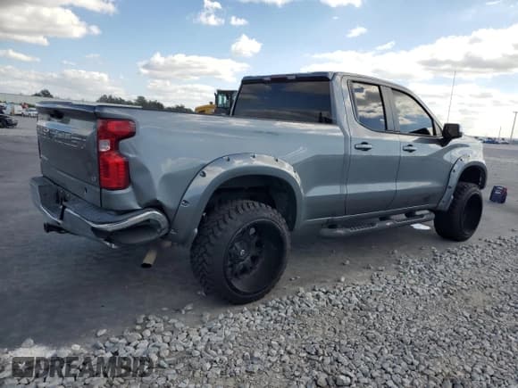 ✅ 2020 Chevrolet Silverado 1500 LT • VIN: 1GCRWCED8LZ157245 • Lot: 91548175. Wystawiony na Copart z przebiegiem 147 807 mil. Bezpłatny archiwum sprzedaży aukcyjnych z USA i szczegółowy raport historii pojazdu na DreamBid. Zdjęcie 3.