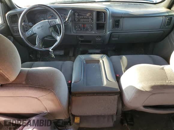 2006 GMC Sierra 1500 Work Truck with VIN 1GTEK19B16E288603, listed as a Copart auction lot 73325264 with 92,005 mi miles and Salvage title. Bid and sale history available at DreamBid. Image 8.