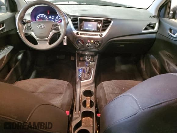 ✅ 2018 Hyundai Accent SE • VIN: 3KPC24A37JE033464 • Lot: 92065825. Wystawiony na Copart z przebiegiem 97 601 mil. Bezpłatny archiwum sprzedaży aukcyjnych z USA i szczegółowy raport historii pojazdu na DreamBid. Zdjęcie 8.