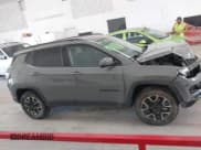 ✅ 2019 Jeep Compass Sport • VIN: 3C4NJDAB0KT683012 • Lot: 42569943. Wystawiony na IAAI z przebiegiem 68 377 mil. Bezpłatny archiwum sprzedaży aukcyjnych z USA i szczegółowy raport historii pojazdu na DreamBid. Zdjęcie 13.