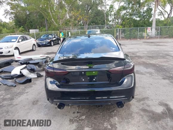 ✅ 2018 Infiniti Q50 Luxe • VIN: JN1EV7AP1JM354862 • Lot: 42204040. Listed on IAAI with 70,162 mi. Free auction sales archive from the USA and detailed vehicle history report at DreamBid. Image 17.