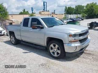 2018 Chevrolet Silverado 1500 LT z VIN 1GCVKREC2JZ328704, wystawiony jako IAAI lot #42445529 z przebiegiem 98 614 mil mil oraz . Historia ofert i sprzedaży dostępna na DreamBid. Obrazek 1.