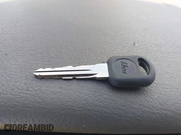 ✅ 2002 Chevrolet Venture Value 1SV • VIN: 1GNDU23E92D219549 • Lot: 41740860. Listed on IAAI with 296,832 mi. Free auction sales archive from the USA and detailed vehicle history report at DreamBid. Image 11.