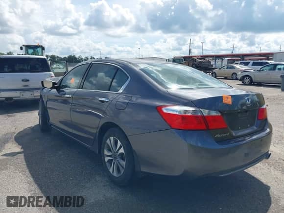 2014 Honda Accord LX с VIN 1HGCR2F39EA246032, выставлен на аукционе IAAI как лот 43297373 с пробегом Не указан миль и . История ставок и продаж доступна на DreamBid. Изображение 3.