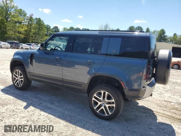 ✅ 2020 Land Rover Defender S • VIN: SALEJEEX0L2021115 • Lot: 70735485. Listed on Copart with 88,659 mi. Free auction sales archive from the USA and detailed vehicle history report at DreamBid. Image 2.