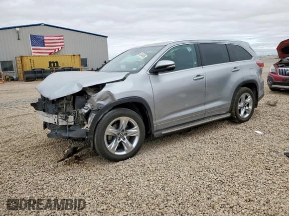 ✅ 2017 Toyota Highlander Limited Platinum • VIN: 5TDYZRFH4HS189125 • Lot: 82445495. Listed on Copart with 107,212 mi. Free auction sales archive from the USA and detailed vehicle history report at DreamBid. Image 1.