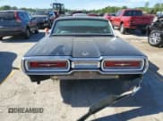 ✅ 1964 Ford Thunderbird • VIN: 4Y83Z177493 • Lot: 58353474. Wystawiony na Copart z przebiegiem 82 618 mil. Bezpłatny archiwum sprzedaży aukcyjnych z USA i szczegółowy raport historii pojazdu na DreamBid. Zdjęcie 6.