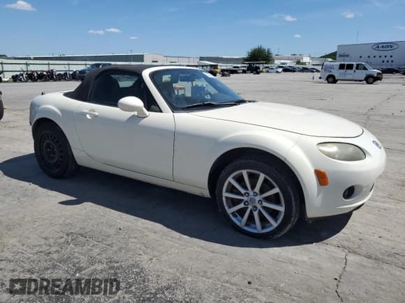 ✅ 2007 Mazda MX-5 Miata Sport • VIN: JM1NC25F370129642 • Лот: 55272885. Опубликован ранее на Copart с пробегом 139 698 миль. Бесплатный доступ к архиву аукционных продаж из США и подробный отчёт об истории автомобиля на DreamBid. Изображение 4.