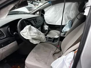 ✅ 2019 Kia Sedona EX • VIN: KNDMB5C13K6567106 • Lot: 91913555. Wystawiony na Copart z przebiegiem Nie podano. Bezpłatny archiwum sprzedaży aukcyjnych z USA i szczegółowy raport historii pojazdu na DreamBid. Zdjęcie 5.