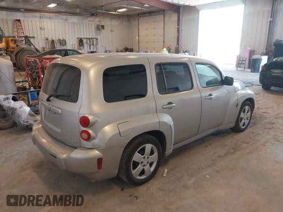 ✅ 2007 Chevrolet HHR LS • VIN: 3GNDA13D17S611670 • Lot: 42028068. Listed on IAAI with 168,275 mi. Free auction sales archive from the USA and detailed vehicle history report at DreamBid. Image 4.