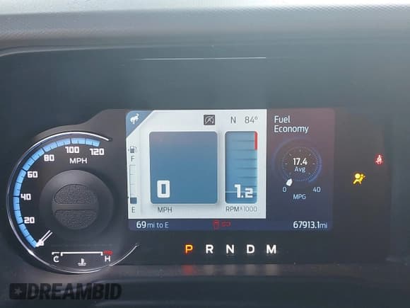 ✅ 2021 Ford Bronco • VIN: 1FMDE5BH6MLA80102 • Lot: 42126680. Wystawiony na IAAI z przebiegiem 67 913 mil. Bezpłatny archiwum sprzedaży aukcyjnych z USA i szczegółowy raport historii pojazdu na DreamBid. Zdjęcie 7.