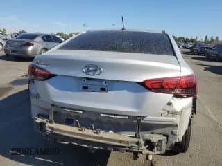 ✅ 2019 Hyundai Accent SE • VIN: 3KPC24A35KE071731 • Лот: 77671384. Опубликован ранее на Copart с пробегом 48 648 миль. Бесплатный доступ к архиву аукционных продаж из США и подробный отчёт об истории автомобиля на DreamBid. Изображение 6.