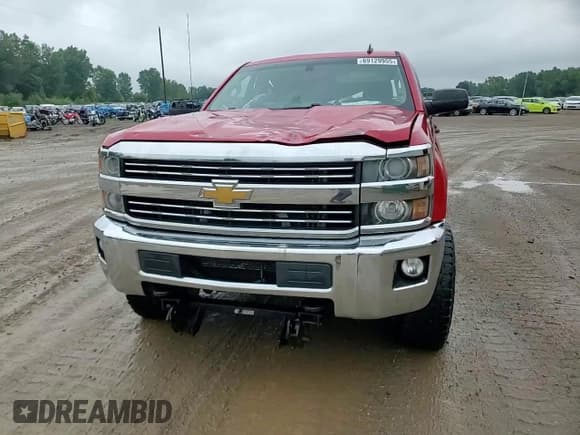 ✅ 2015 Chevrolet Silverado 2500HD LT • VIN: 1GC2KVEGXFZ144312 • Lot: 69129955. Wystawiony na Copart z przebiegiem 208 764 mil. Bezpłatny archiwum sprzedaży aukcyjnych z USA i szczegółowy raport historii pojazdu na DreamBid. Zdjęcie 14.