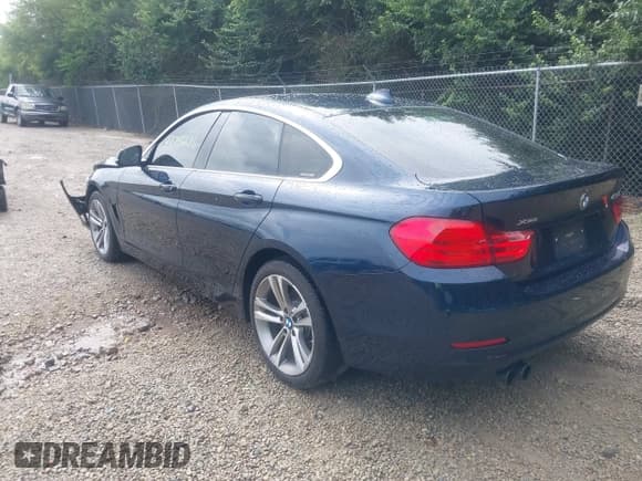 ✅ 2017 BMW 4 Series 430i xDrive • VIN: WBA4F9C32HG812152 • Lot: 42746696. Wystawiony na IAAI z przebiegiem 86 548 mil. Bezpłatny archiwum sprzedaży aukcyjnych z USA i szczegółowy raport historii pojazdu na DreamBid. Zdjęcie 3.