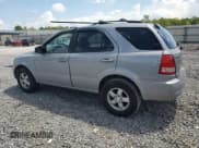 ✅ 2006 Kia Sorento LX • VIN: KNDJD733X65608742 • Лот: 69999585. Опубликован ранее на Copart с пробегом 49 932 миль. Бесплатный доступ к архиву аукционных продаж из США и подробный отчёт об истории автомобиля на DreamBid. Изображение 2.