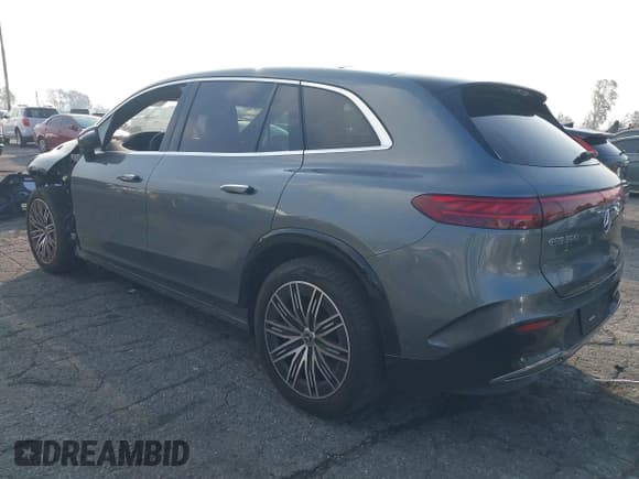 ✅ 2023 Mercedes-Benz EQS 580 • VIN: 4JGDM4EBXPA026161 • Lot: 41424484. Wystawiony na IAAI z przebiegiem Nie podano. Bezpłatny archiwum sprzedaży aukcyjnych z USA i szczegółowy raport historii pojazdu na DreamBid. Zdjęcie 3.
