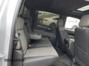 ✅ 2025 Chevrolet Silverado 1500 • VIN: 3GCUKHE81SG131512 • Лот: 53326985. Опубликован ранее на Copart с пробегом 2 852 миль. Бесплатный доступ к архиву аукционных продаж из США и подробный отчёт об истории автомобиля на DreamBid. Изображение 10.