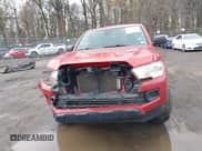 ✅ 2019 Toyota Tacoma SR • VIN: 5TFSX5EN2KX068428 • Lot: 41940689. Wystawiony na IAAI z przebiegiem 73 234 mil. Bezpłatny archiwum sprzedaży aukcyjnych z USA i szczegółowy raport historii pojazdu na DreamBid. Zdjęcie 12.