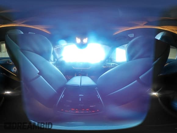 ✅ 2024 BMW XM • VIN: 5YM23CS07R9U85932 • Лот: 87933385. Опубликован ранее на Copart с пробегом 13 696 миль. Бесплатный доступ к архиву аукционных продаж из США и подробный отчёт об истории автомобиля на DreamBid. Изображение 16.