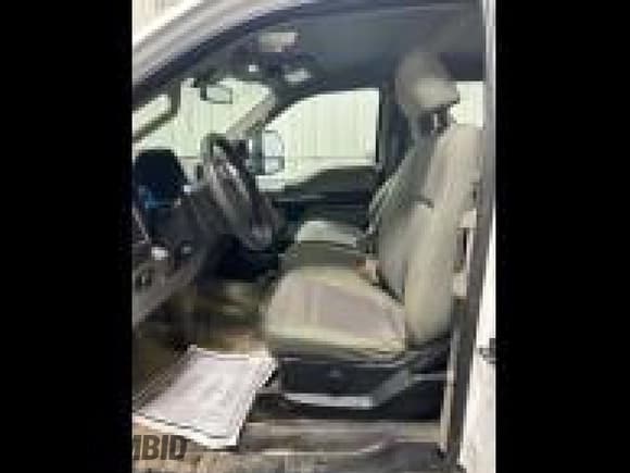 ✅ 2018 Ford F-250 XL • VIN: 1FT7X2B6XJEB43341 • Lot: 42532713. Listed on IAAI with 191,877 mi. Free auction sales archive from the USA and detailed vehicle history report at DreamBid. Image 1.