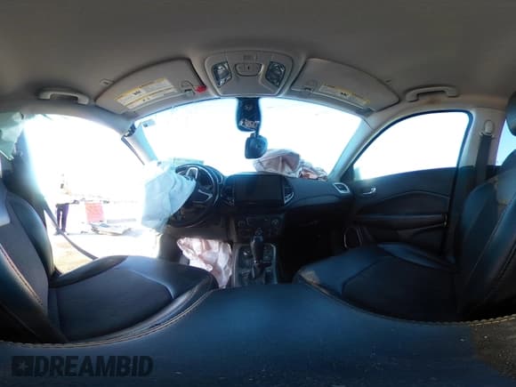 ✅ 2018 Jeep Compass Altitude • VIN: 3C4NJDBB1JT255950 • Лот: 43229922. Опубликован ранее на IAAI с пробегом 149 208 миль. Бесплатный доступ к архиву аукционных продаж из США и подробный отчёт об истории автомобиля на DreamBid. Изображение 17.