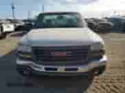 2005 GMC Sierra 1500 Work Truck с VIN 1GTEC14V95Z213251, выставлен на аукционе Copart как лот 82192014 с пробегом 229 733 миль миль и На запчасти • Non repairable. История ставок и продаж доступна на DreamBid. Изображение 5.
