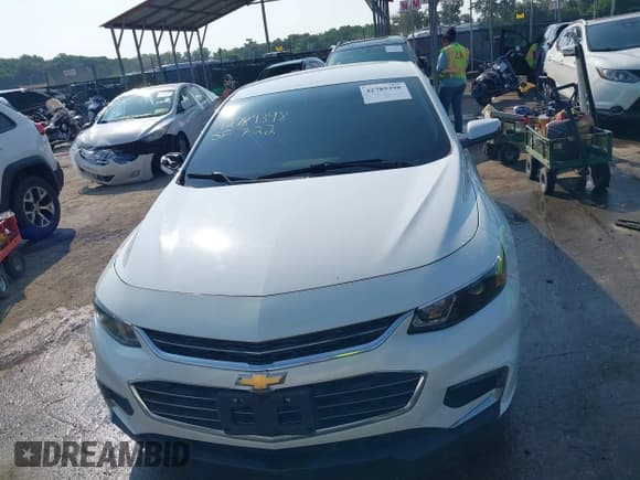 ✅ 2018 Chevrolet Malibu LT • VIN: 1G1ZD5ST2JF264148 • Lot: 42789398. Listed on IAAI with 138,790 mi. Free auction sales archive from the USA and detailed vehicle history report at DreamBid. Image 11.