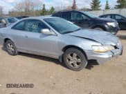 ✅ 2001 Honda Accord EX • VIN: 1HGCG31571A005892 • Lot: 42022588. Wystawiony na IAAI z przebiegiem 202 497 mil. Bezpłatny archiwum sprzedaży aukcyjnych z USA i szczegółowy raport historii pojazdu na DreamBid. Zdjęcie 1.