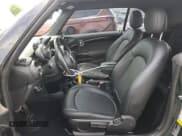 ✅ 2018 MINI Convertible Cooper • VIN: WMWWG5C53J3D01355 • Лот: 54804004. Опубликован ранее на Copart с пробегом 69 247 миль. Бесплатный доступ к архиву аукционных продаж из США и подробный отчёт об истории автомобиля на DreamBid. Изображение 7.