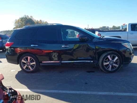 ✅ 2015 Nissan Pathfinder Platinum • VIN: 5N1AR2MM6FC659335 • Lot: 43595159. Listed on IAAI with 133,529 mi. Free auction sales archive from the USA and detailed vehicle history report at DreamBid. Image 14.