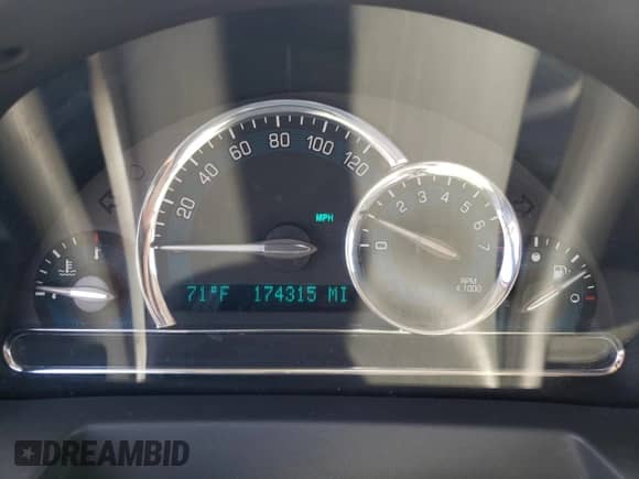 2011 Chevrolet HHR 1LT с VIN 3GNBABFW1BS521552, выставлен на аукционе Copart как лот 61574564 с пробегом 174 315 миль миль и Списание • Salvage title. История ставок и продаж доступна на DreamBid. Изображение 9.