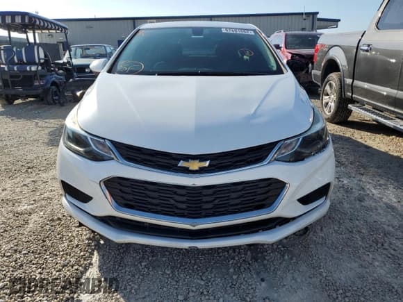 ✅ 2018 Chevrolet Cruze LT • VIN: 1G1BE5SM8J7154190 • Lot: 67681662. Listed on Copart with 102,005 mi. Free auction sales archive from the USA and detailed vehicle history report at DreamBid. Image 5.