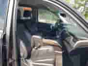 2015 Chevrolet Tahoe LT z VIN 1GNSCBKC3FR649211, wystawiony jako IAAI lot #43260542 z przebiegiem 88 436 mil mil oraz . Historia ofert i sprzedaży dostępna na DreamBid. Obrazek 5.