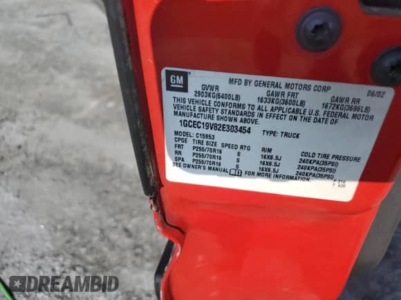 2002 Chevrolet Silverado 1500 with VIN 1GCEC19V82E303454, listed as a Copart auction lot 66805825 with 266,113 mi miles and Clean title. Bid and sale history available at DreamBid. Image 12.